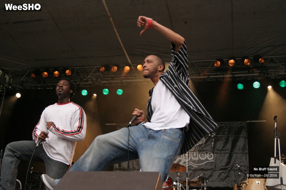 15/28 photos du spectacle No Bluff Sound