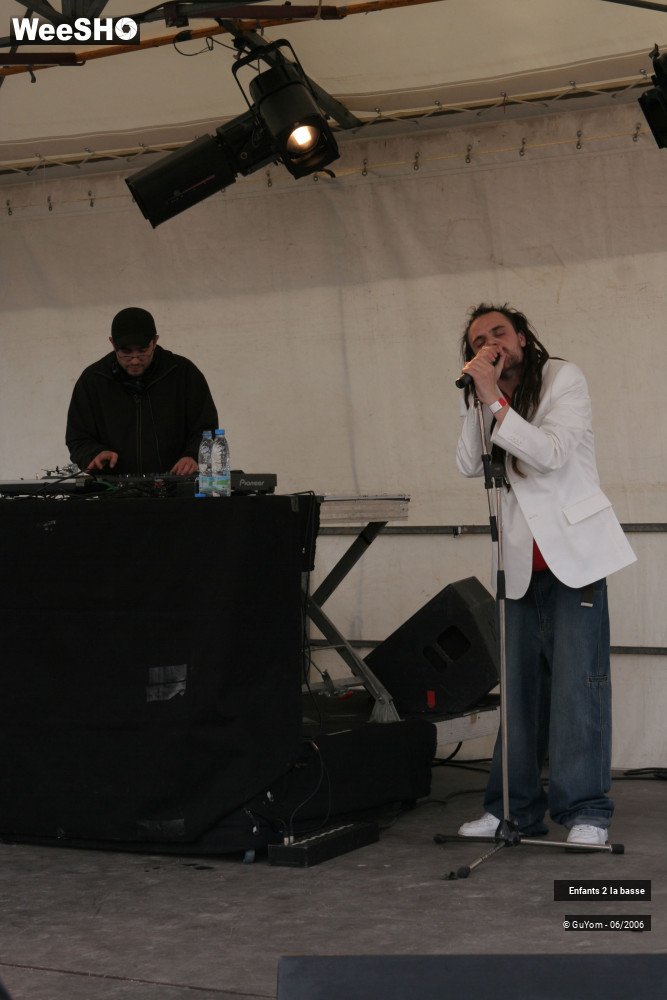 2/30 photos du spectacle Enfants 2 la Basse