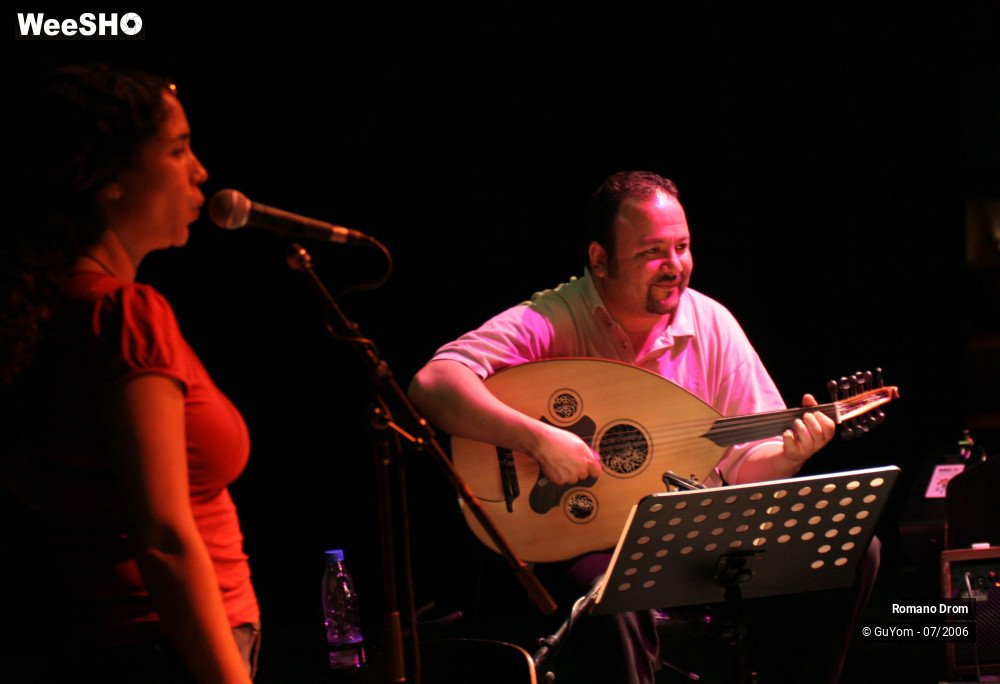 19/47 photos du spectacle Résidence Romano Drom