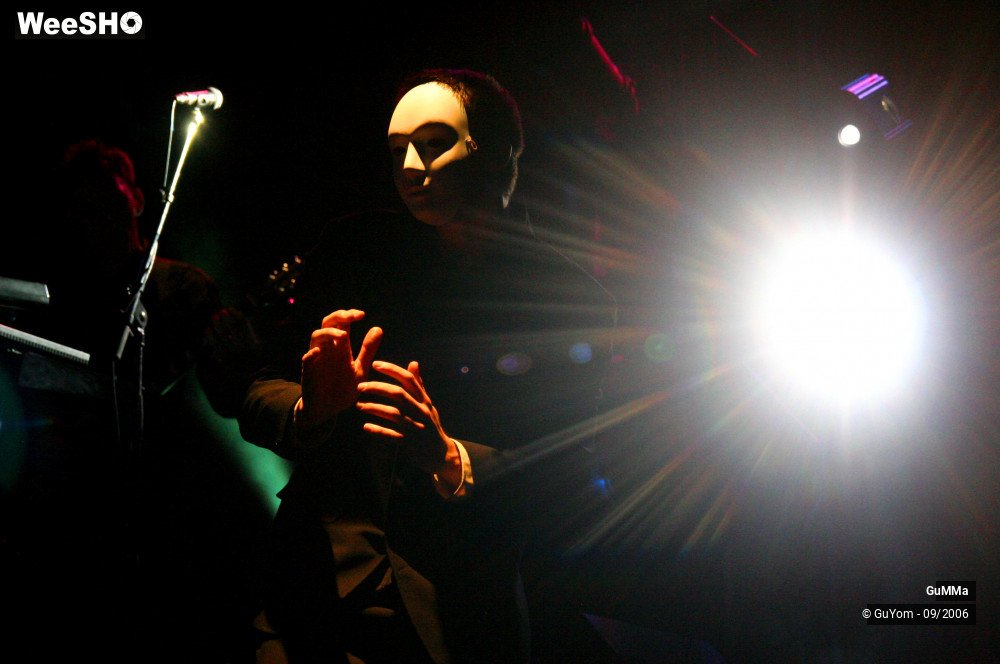 4/42 photos du spectacle GuMMa
