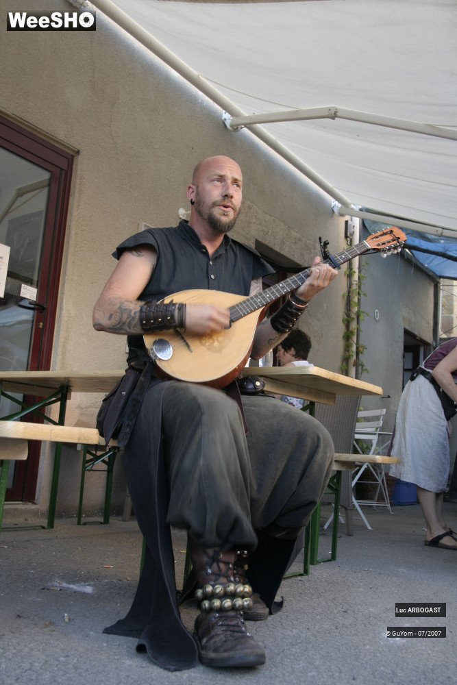 2/45 photos du spectacle Luc ARBOGAST
