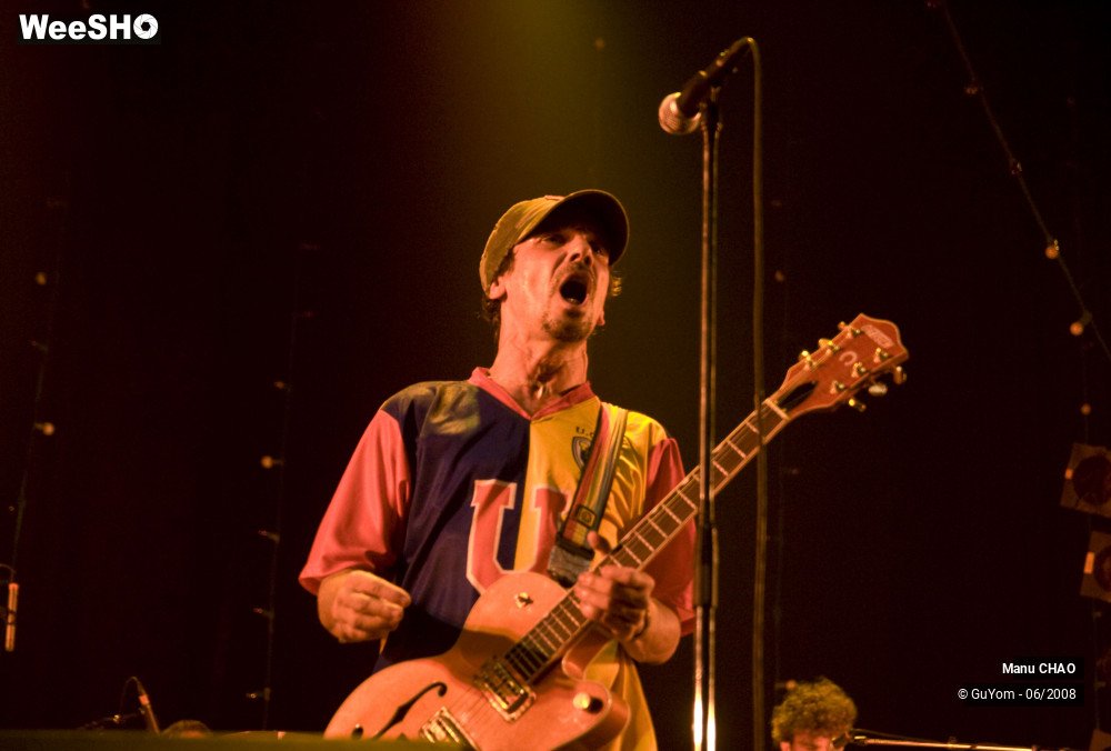 23/45 photos du spectacle Manu CHAO 1
