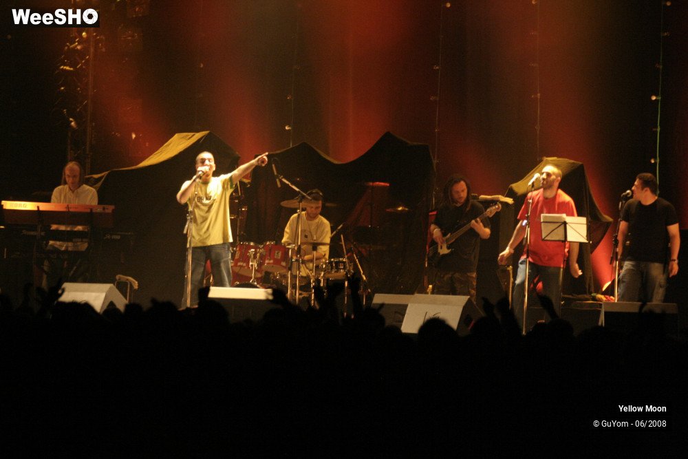 4/31 photos du spectacle Yellow Moon