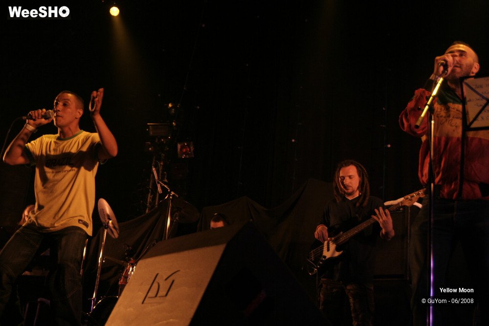 10/31 photos du spectacle Yellow Moon