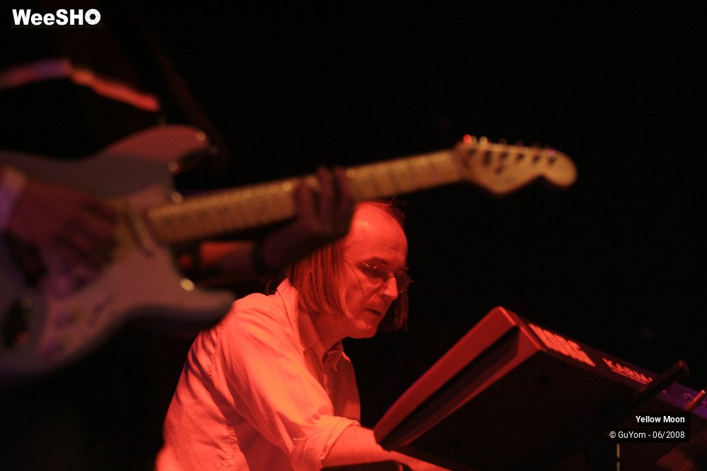 25/31 photos du spectacle Yellow Moon