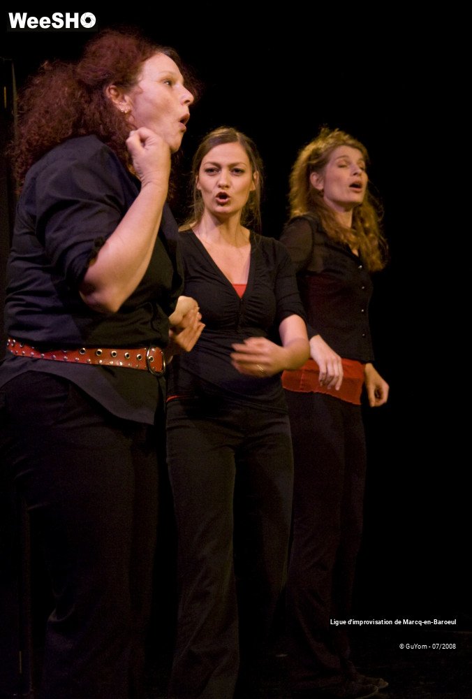 3/50 photos du spectacle Impro au Féminin
