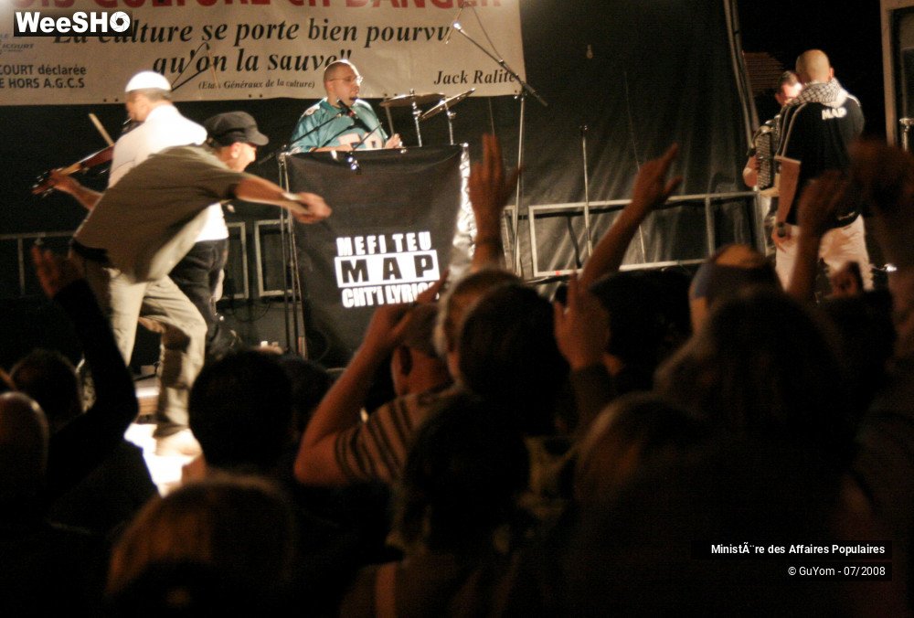 5/47 photos du spectacle Ministère des Affaires Populaires