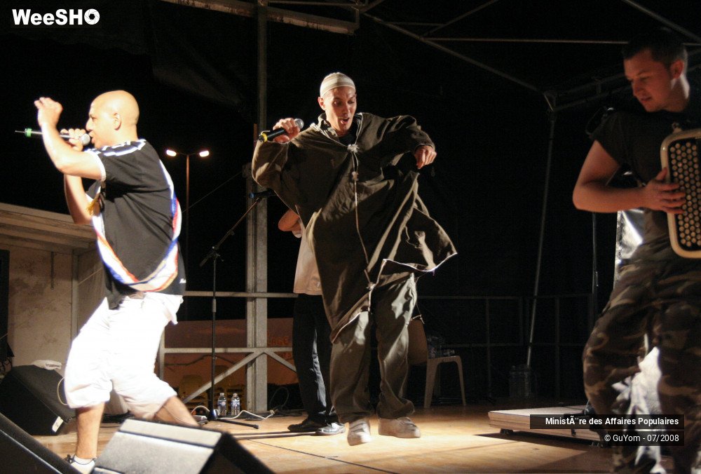 31/47 photos du spectacle Ministère des Affaires Populaires