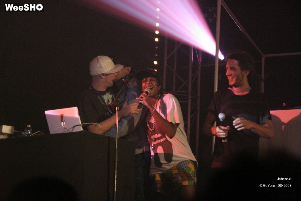16/29 photos du spectacle Jahcoozi