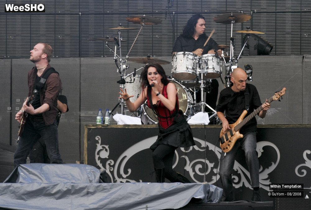22/48 photos du spectacle WITHIN Temptation