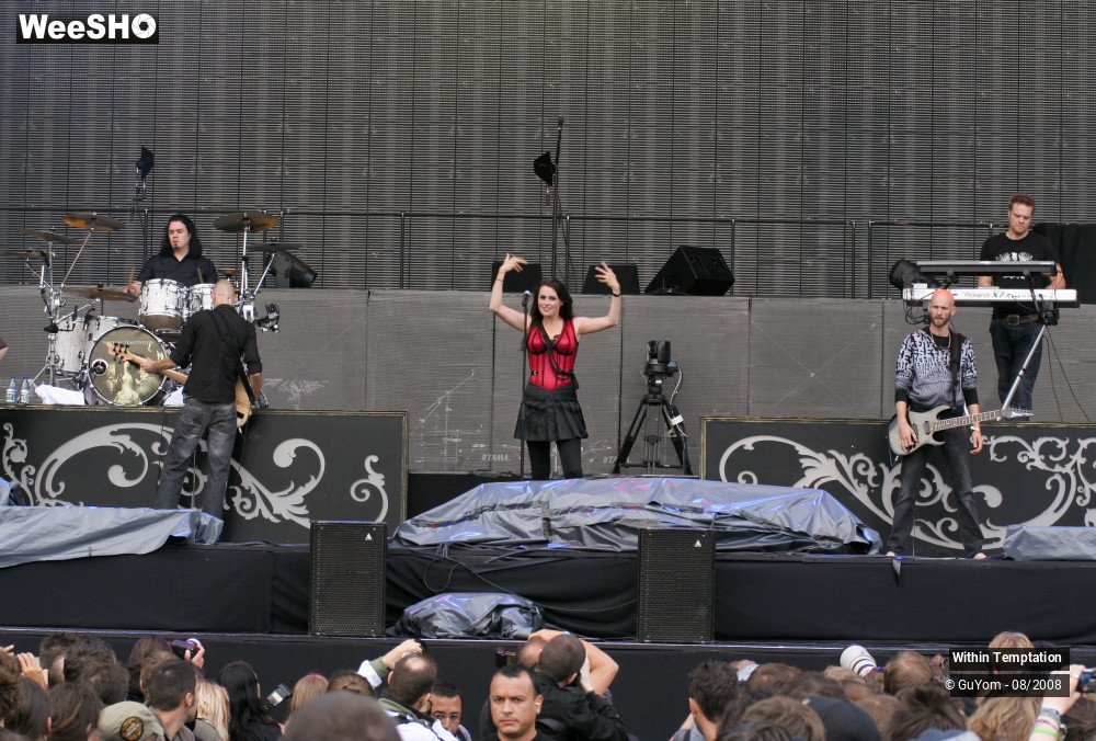 28/48 photos du spectacle WITHIN Temptation