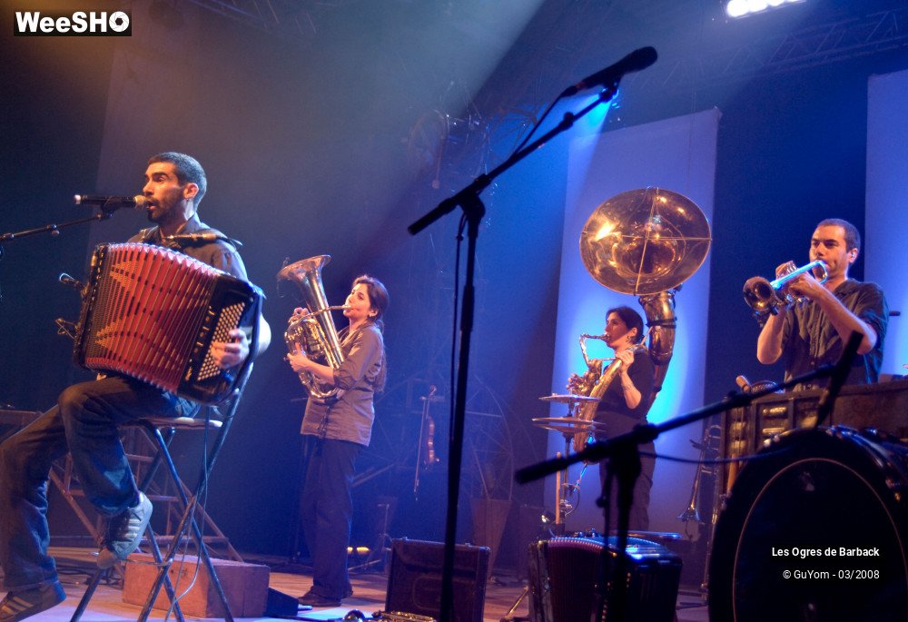 20/23 photos du spectacle Les Ogres de Barback