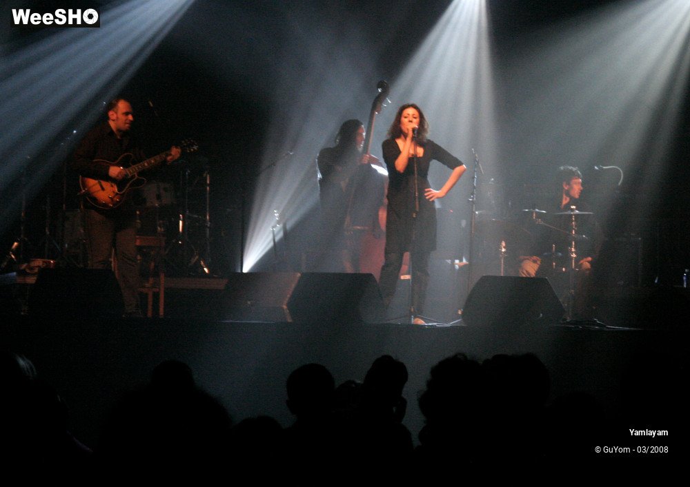 20/22 photos du spectacle Yamlayam