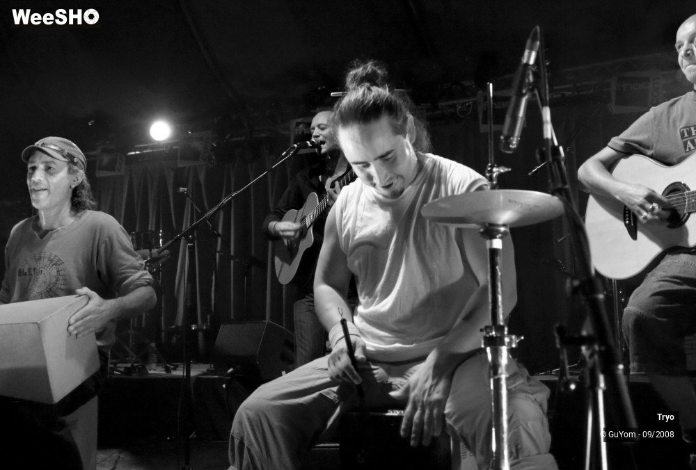 13/50 photos du spectacle Tryo