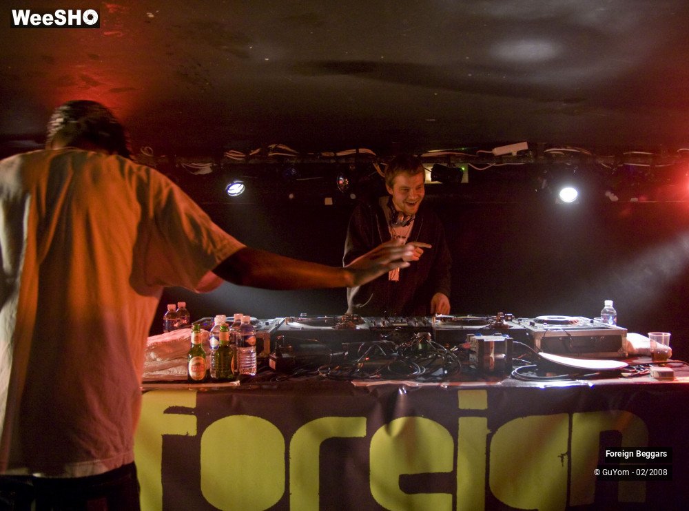 3/30 photos du spectacle Foreign Beggars