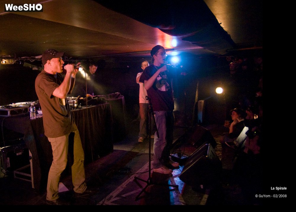 4/33 photos du spectacle La Spirale