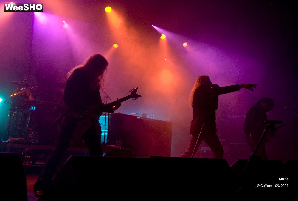 12/48 photos du spectacle Saxon