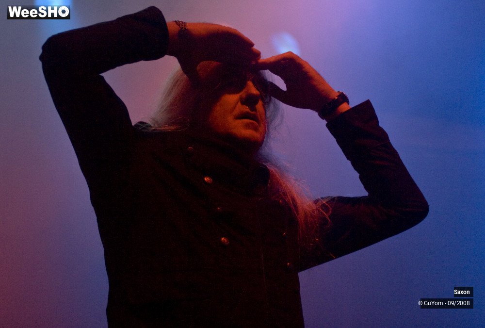 24/48 photos du spectacle Saxon
