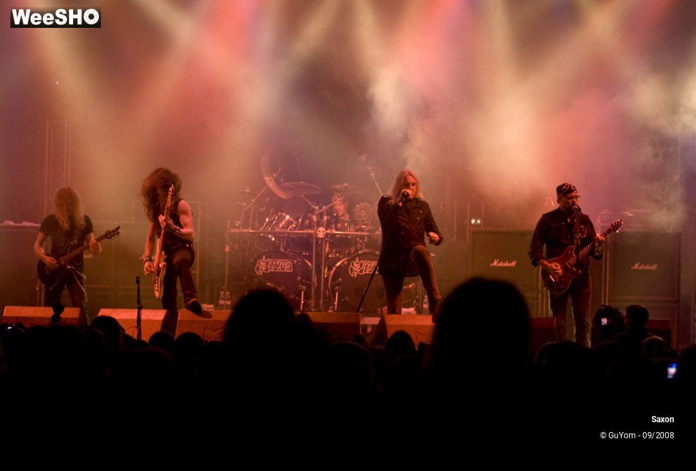 26/48 photos du spectacle Saxon