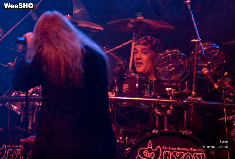 47/48 photos du spectacle Saxon