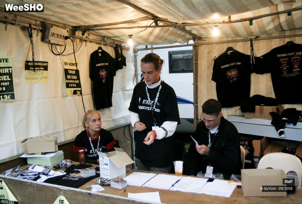 27/37 photos du spectacle RaismesFest Staff & Stands
