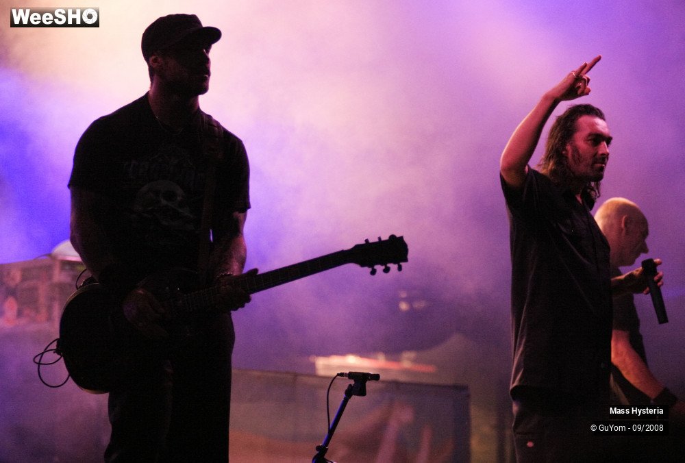 18/40 photos du spectacle Mass Hysteria