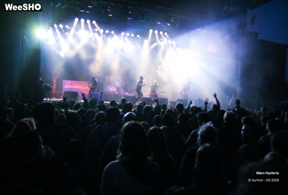 19/40 photos du spectacle Mass Hysteria