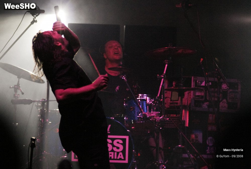 33/40 photos du spectacle Mass Hysteria