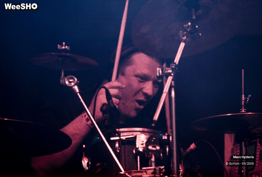 36/40 photos du spectacle Mass Hysteria