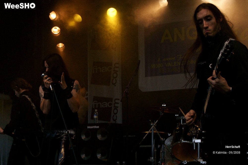 19/24 photos du spectacle HerrSchaft