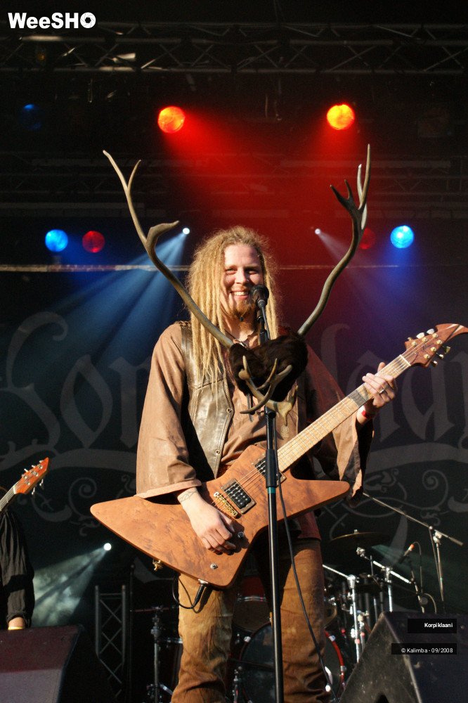 2/44 photos du spectacle Korpiklaani