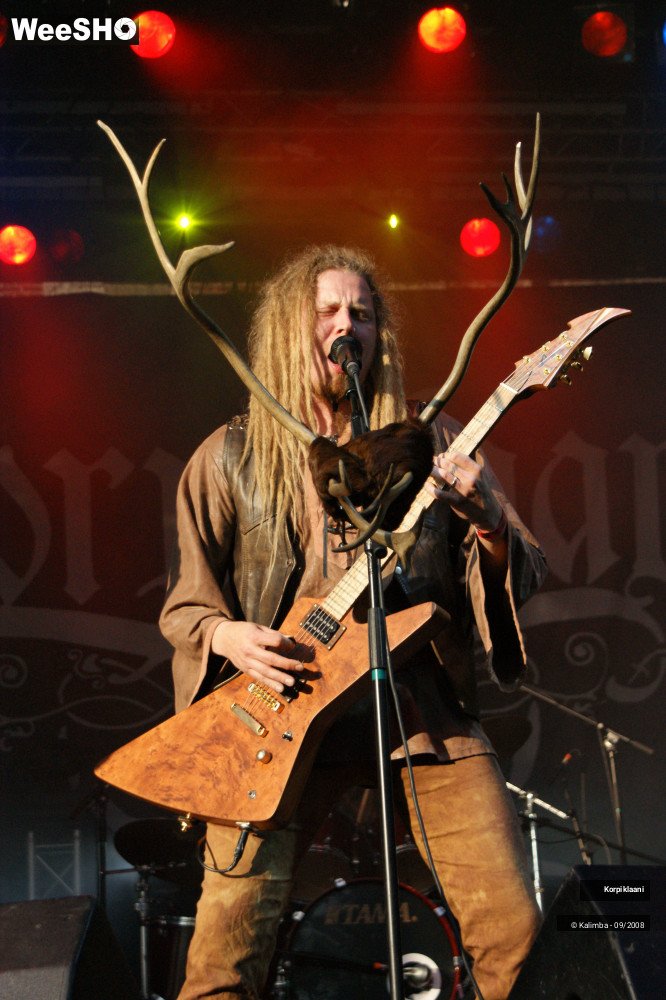 13/44 photos du spectacle Korpiklaani