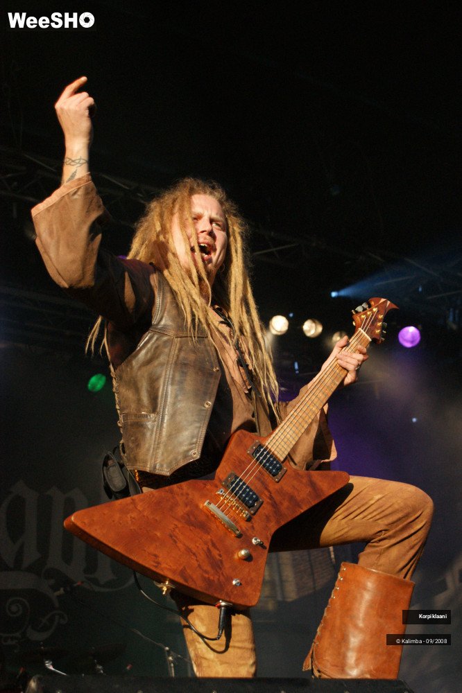 22/44 photos du spectacle Korpiklaani