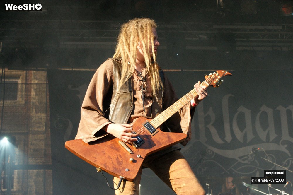 32/44 photos du spectacle Korpiklaani