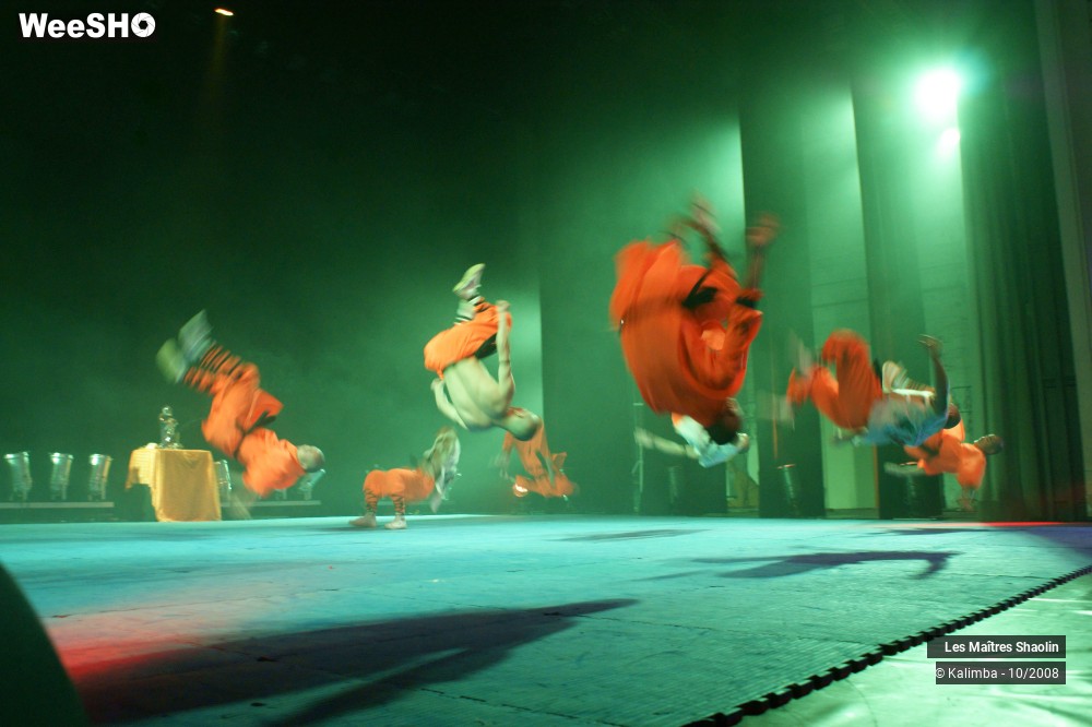 2/50 photos du spectacle Les Maîtres Shaolin