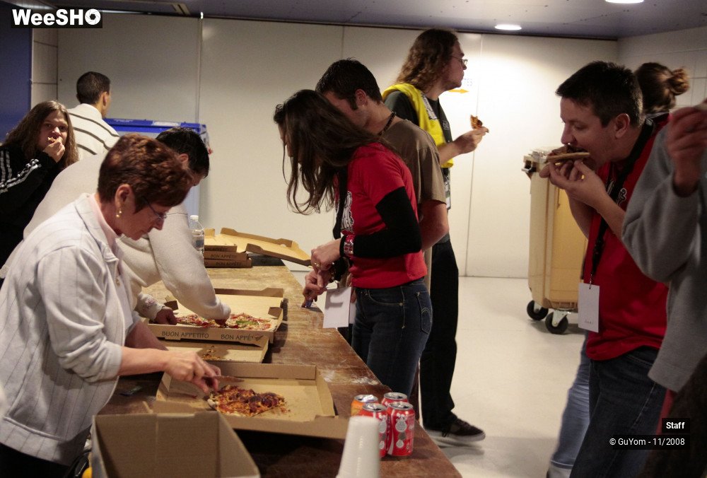 23/36 photos du spectacle Staff Tout en Live