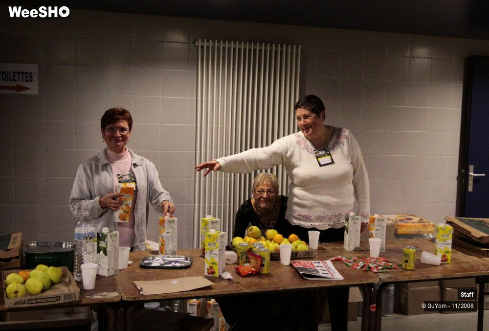 25/36 photos du spectacle Staff Tout en Live