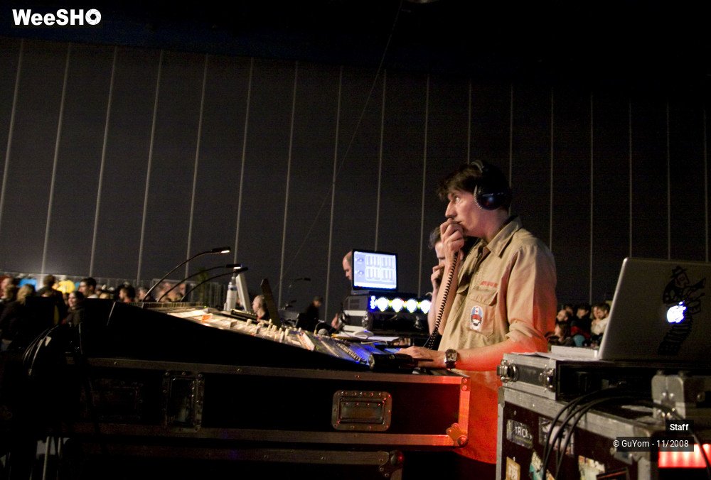 30/36 photos du spectacle Staff Tout en Live
