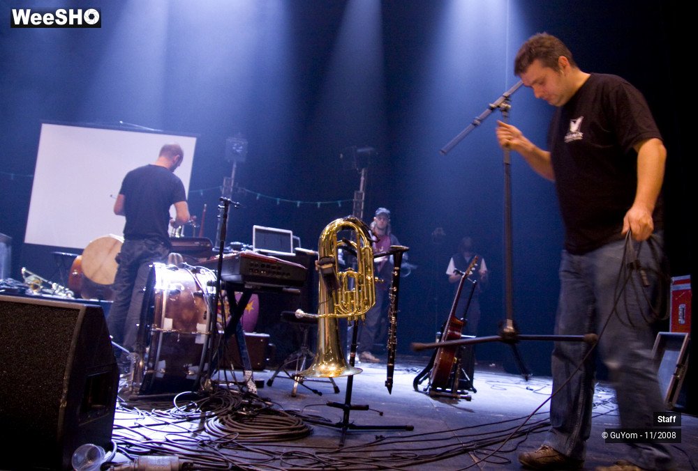 32/36 photos du spectacle Staff Tout en Live