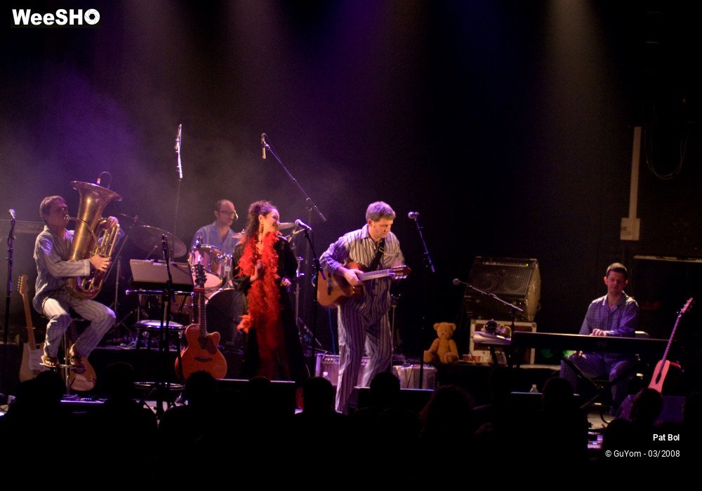7/33 photos du spectacle Pat BOL