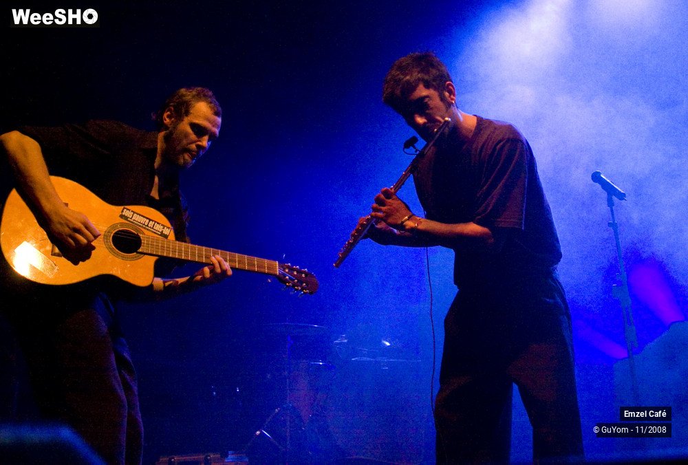 13/23 photos du spectacle Emzel Café