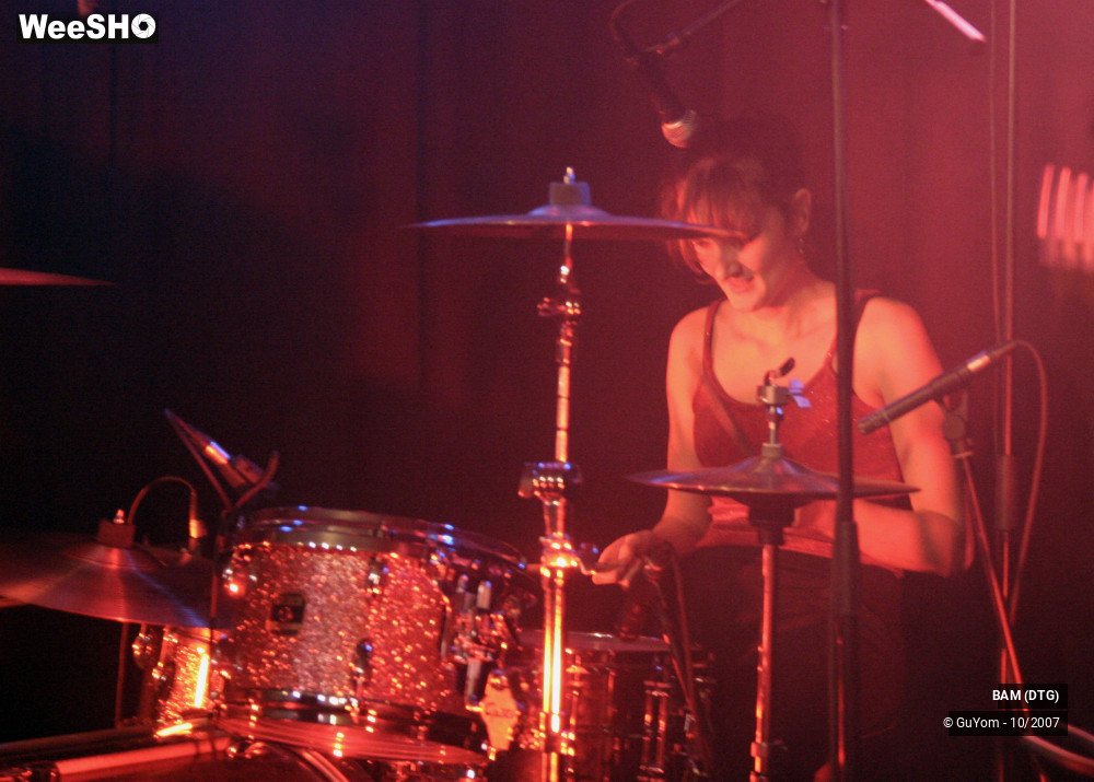 20/24 photos du spectacle BAM (DTG)