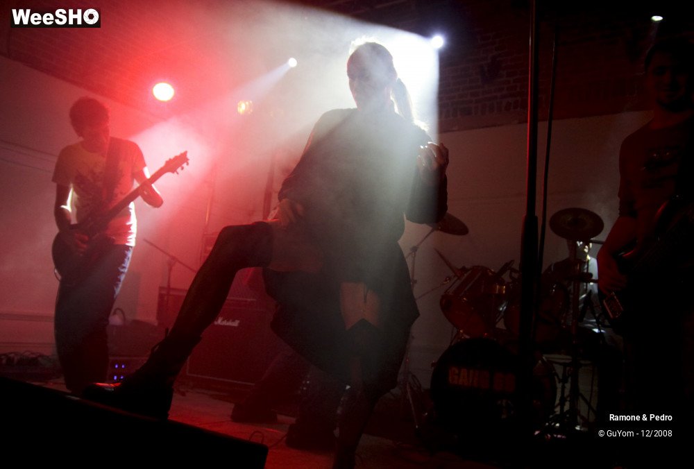 9/21 photos du spectacle Ramone & Pedro c'est pas des rigolos