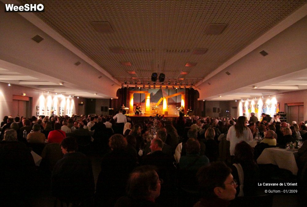 18/21 photos du spectacle La Caravane de l'Orient