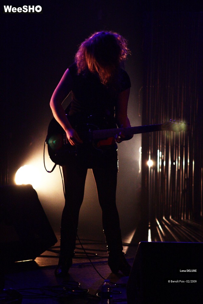 7/44 photos du spectacle Lena DELUXE