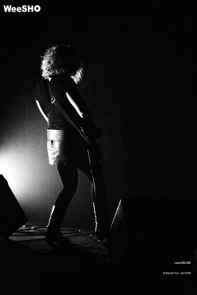 9/44 photos du spectacle Lena DELUXE