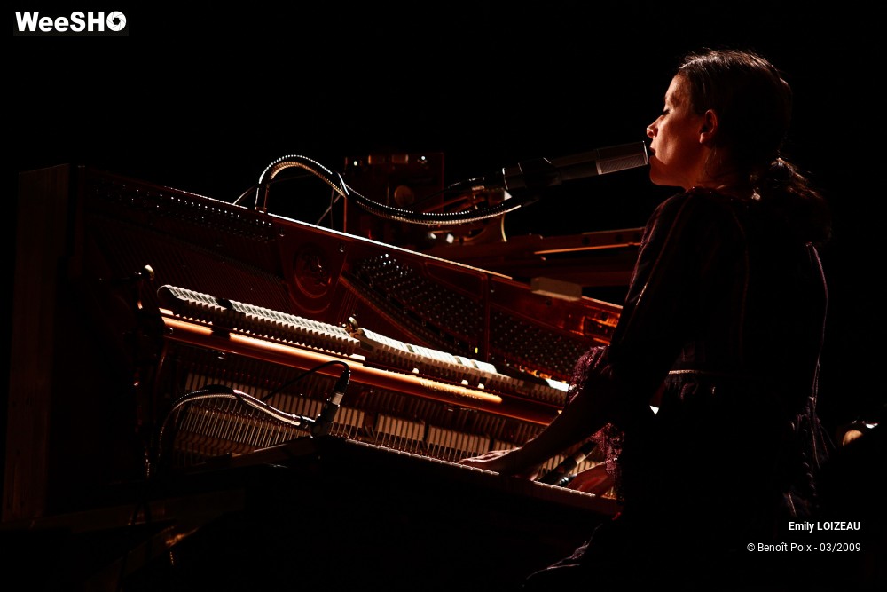 1/33 photos du spectacle Emily LOIZEAU
