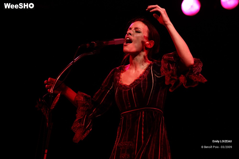 6/33 photos du spectacle Emily LOIZEAU