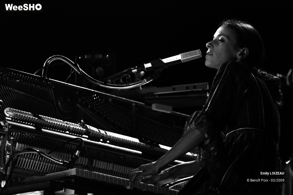 7/33 photos du spectacle Emily LOIZEAU