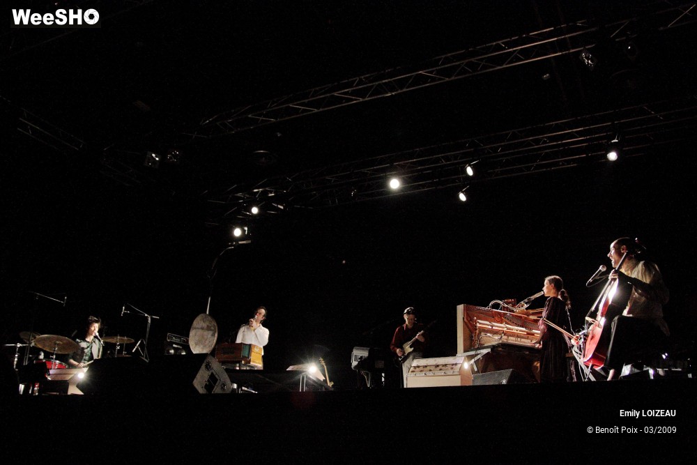 8/33 photos du spectacle Emily LOIZEAU